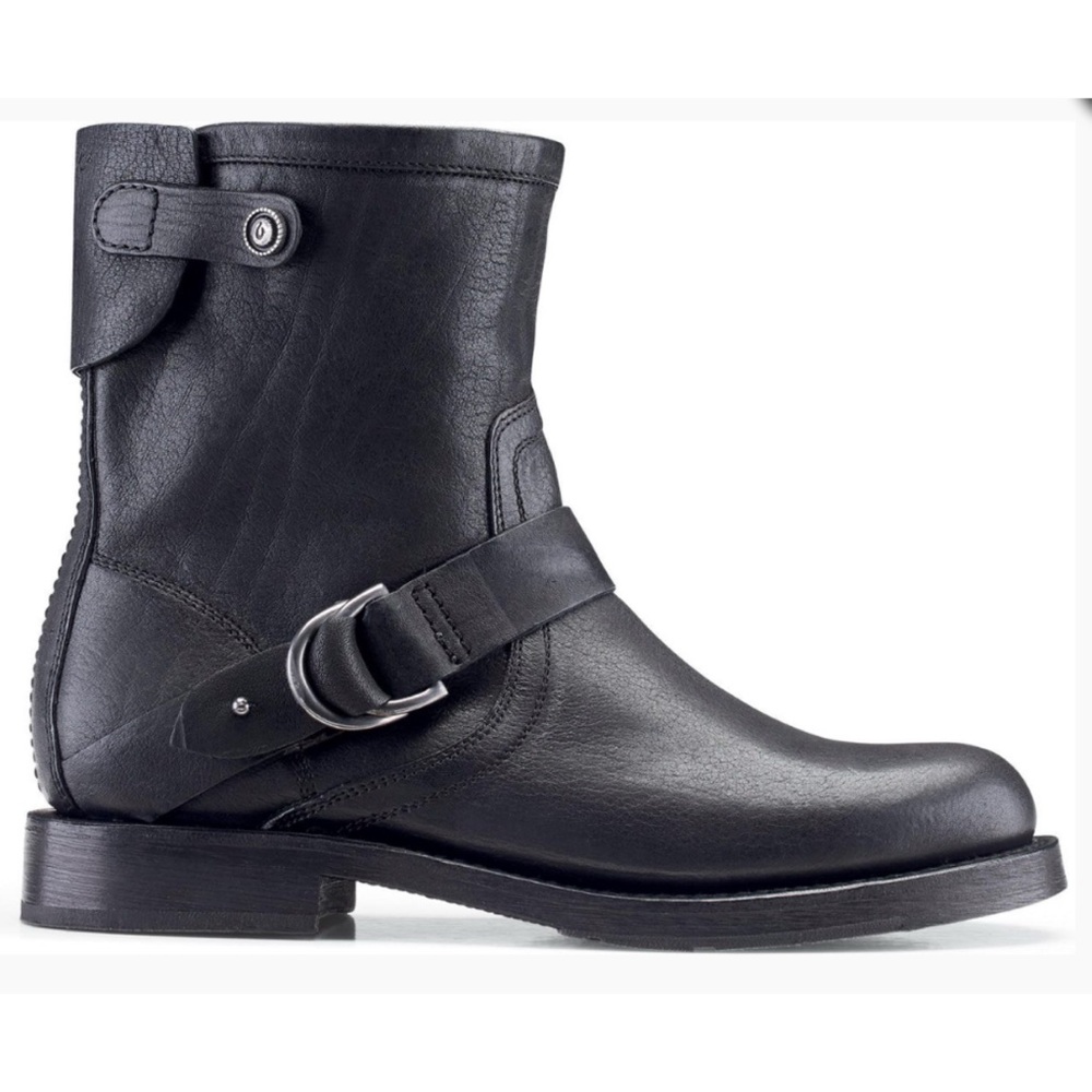 OLUKAI WOMEN'S NAHUKU SHORT BOOT - Size 6.5